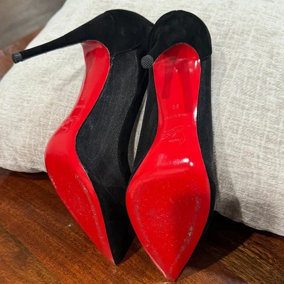 Christian Louboutin black suede pumps. - Picture 5 of 13
